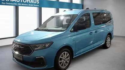 Blau Gebraucht 2023 Ford Grand Tourneo Connect Titanium Van / Kleinbus | 27.960 € (Fairer Preis)