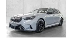 Grau Neu 2025 BMW M5 Performance Kombi | 155.900 € (Fairer Preis)