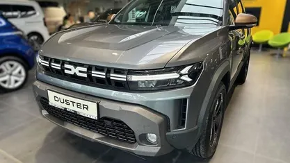 Dolomitgrau metallic Gebraucht 2024 Dacia Duster Extreme SUV | 25.590 € (Fairer Preis)