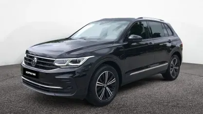 Gebraucht VW Tiguan R 150 PS (110 kW) 2022 Deep black perleffekt SUV