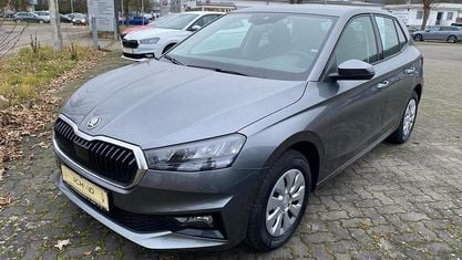 Neu Skoda Fabia Selection 95 PS (69 kW) 2025 Graphitgrau metallic Limousine