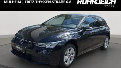 Gebraucht VW Golf VIII Life 131 PS (96 kW) 2020 Schwarz Limousine