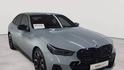 M brooklyn grau metallic Gebraucht 2023 BMW i5 M Sport Limousine | 60.289 € (Fairer Preis)