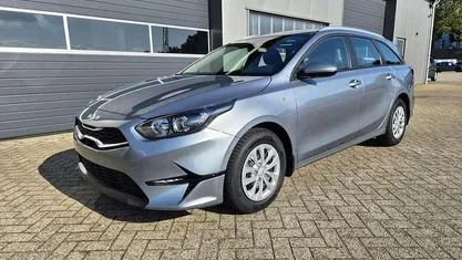 Gebraucht 2025 Kia Ceed Sportswagon Vision Kombi | 24.940 € (Guter Preis)