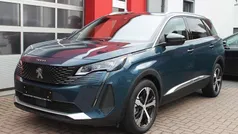 Blau Gebraucht 2022 Peugeot 5008 GT Van / Kleinbus | 32.490 € (Fairer Preis)