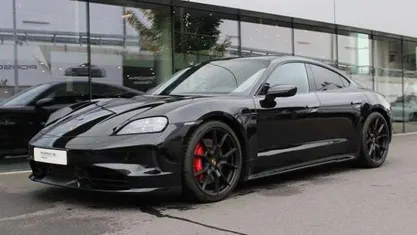 Gebraucht 2025 Porsche Taycan GTS Chrono Limousine | 155.900 €