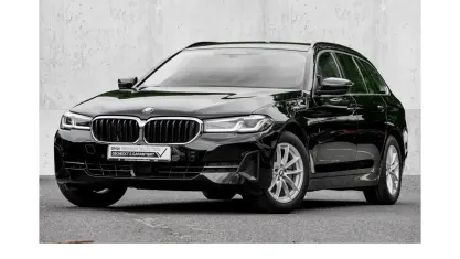 Gebraucht BMW 520 Sport Line 190 PS (139 kW) 2022 Schwarz Kombi
