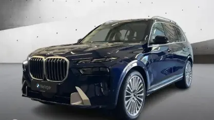 Nuova BMW X7 Sport Line 381 CV (280 kW) 2025 Blu SUV