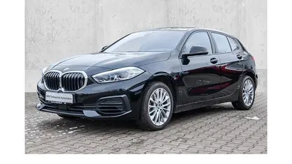 Gebraucht BMW 120 Advantage 178 PS (130 kW) 2022 Schwarz Kleinwagen
