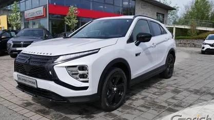 Titanweiß premiummetallic Gebraucht 2024 Mitsubishi Eclipse Select | 32.890 € (Fairer Preis)