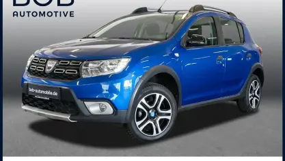 Gebraucht Dacia Sandero Celebration 90 PS (66 kW) 2020 Ironblau metallic Kleinwagen