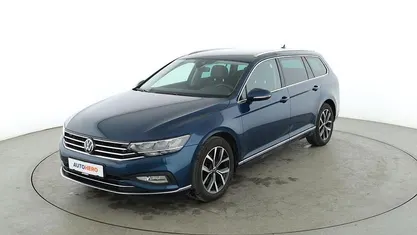 Blau Gebraucht 2022 VW Passat Elegance Kombi | 25.350 € (Fairer Preis)