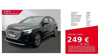 Gebraucht Audi Q4 e-tron Advanced 150 kW (204 PS) 2023 Mythosschwarz metallic SUV