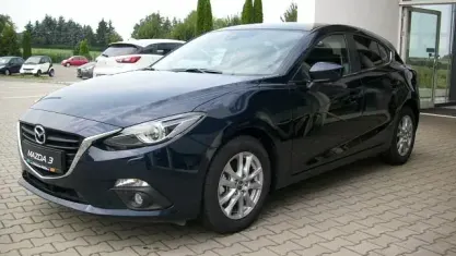Gebraucht Mazda 3 Center-Line 120 PS (88 kW) 2015 Blau Limousine