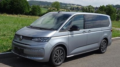 Używany VW Multivan 2025 Srebrny Minivan
