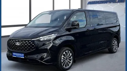 Gebraucht Ford Tourneo Titanium X 170 PS (125 kW) 2026 Van / Kleinbus