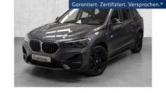 Mineralgrau Gebraucht 2022 BMW X1 Sport Line SUV | 25.670 € (Fairer Preis)