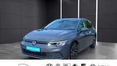 Gebraucht 2020 VW Golf VIII Life Limousine | 18.345 € (Fairer Preis)