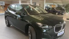 Sanremo green metallic Gebraucht 2024 BMW 218 Active Tourer Van / Kleinbus | 32.490 € (Fairer Preis)