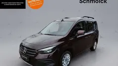 Mercedes T180