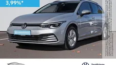 Gebraucht 2023 VW Golf VIII Life Kombi | 25.280 € (Fairer Preis)