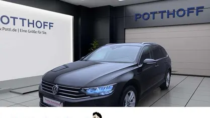 Schwarz Gebraucht 2020 VW Passat Business Kombi | 17.577 € (Superpreis)