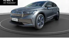 Grau Gebraucht 2025 Skoda Enyaq iV Loft SUV | 43.950 € (Superpreis)