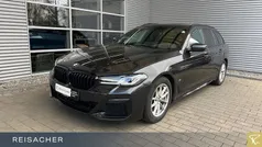 Sophistograu brillantefffekt Gebraucht 2022 BMW 530 Shadowline Kombi | 39.899 € (Fairer Preis)