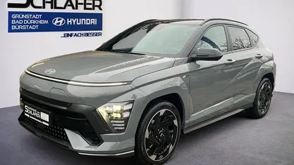 Shadow grey / abyss black / so Gebraucht 2025 Hyundai Kona N Line SUV | 32.490 € (Fairer Preis)