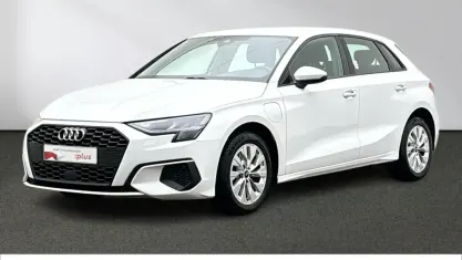 Gebraucht Audi A3 Sportback e-tron Business 204 PS (150 kW) 2023 Ibisweiß Kleinwagen