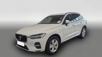 Używany Volvo XC60 Core 197 KM (144 kW) 2024 Biały SUV