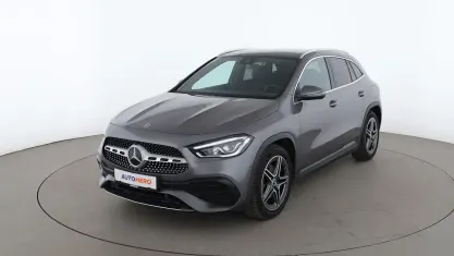 Gebraucht Mercedes GLA250 AMG line 224 PS (164 kW) 2022 Grau SUV