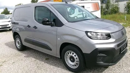 Gebraucht 2025 Fiat Doblò Van / Kleinbus | 21.490 € (Fairer Preis)