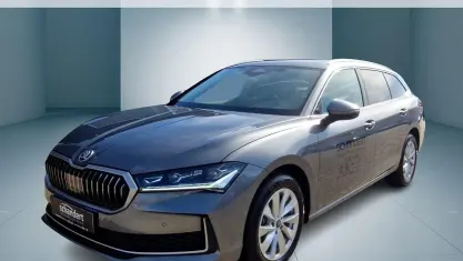 Gebraucht Skoda Superb Selection 150 PS (110 kW) 2025 Graphitegrau metallic Kombi