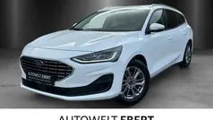 Frostweiß Gebraucht 2023 Ford Focus Titanium X Kombi | 22.390 € (Fairer Preis)