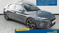 Fjordblau Neu 2025 Cupra Leon VZ Limousine | 38.490 € (Superpreis)