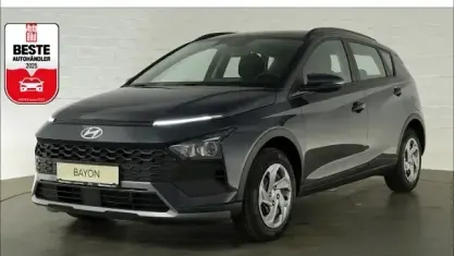 Neu Hyundai Bayon Select 101 PS (74 kW) 2025 Grau SUV