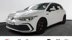 Weiß Gebraucht 2021 VW Golf VIII GTI Limousine | 30.990 € (Fairer Preis)