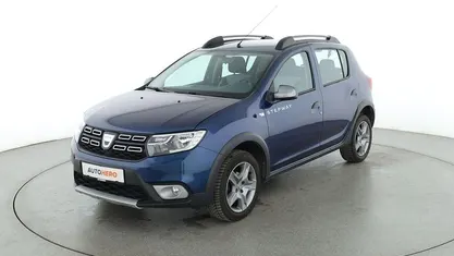 Blau Gebraucht 2017 Dacia Sandero Stepway Ambiance Kleinwagen | 8.250 € (Fairer Preis)