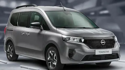 Nouă Nissan Townstar Tekna 89 kW (122 CP) 2026 Gri Break