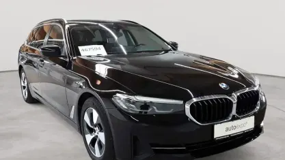 Gebraucht BMW 520 Sport Line 190 PS (139 kW) 2022 Schwarz uni Kombi