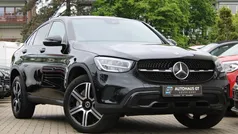 Ung. schwarz unilack Gebraucht 2021 Mercedes GLC300e AMG Coupé | 40.999 € (Fairer Preis)