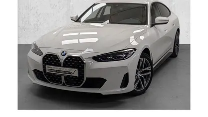 Weiß Gebraucht 2022 BMW 420 Gran Coupé Sport Line Coupé | 33.970 € (Superpreis)