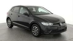 Deep black perleffekt Gebraucht 2024 VW Polo Life Kleinwagen | 22.595 € (Fairer Preis)