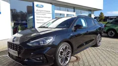 Unbekannt (metallic) Gebraucht 2020 Ford Focus ST-Line Kombi | 18.750 € (Fairer Preis)