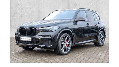 Używany BMW X5 M Sport 400 KM (294 kW) 2022 Czarny SUV