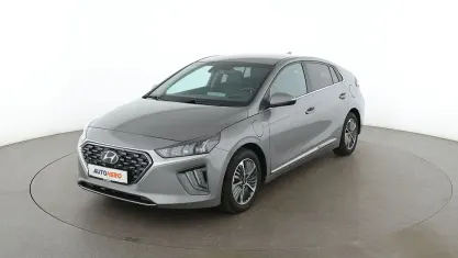 Gebraucht Hyundai Ioniq Style 141 PS (103 kW) 2022 Grau Kleinwagen