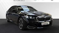Gebraucht 2024 BMW 520 Comfort Edition Limousine | 51.990 € (Fairer Preis)