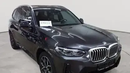 Gebraucht BMW X3 Performance 245 PS (180 kW) 2023 Sophistograu brillanteffekt metallic SUV