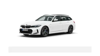 Usata BMW 330e M Sport 292 CV (214 kW) 2025 Bianco Station wagon